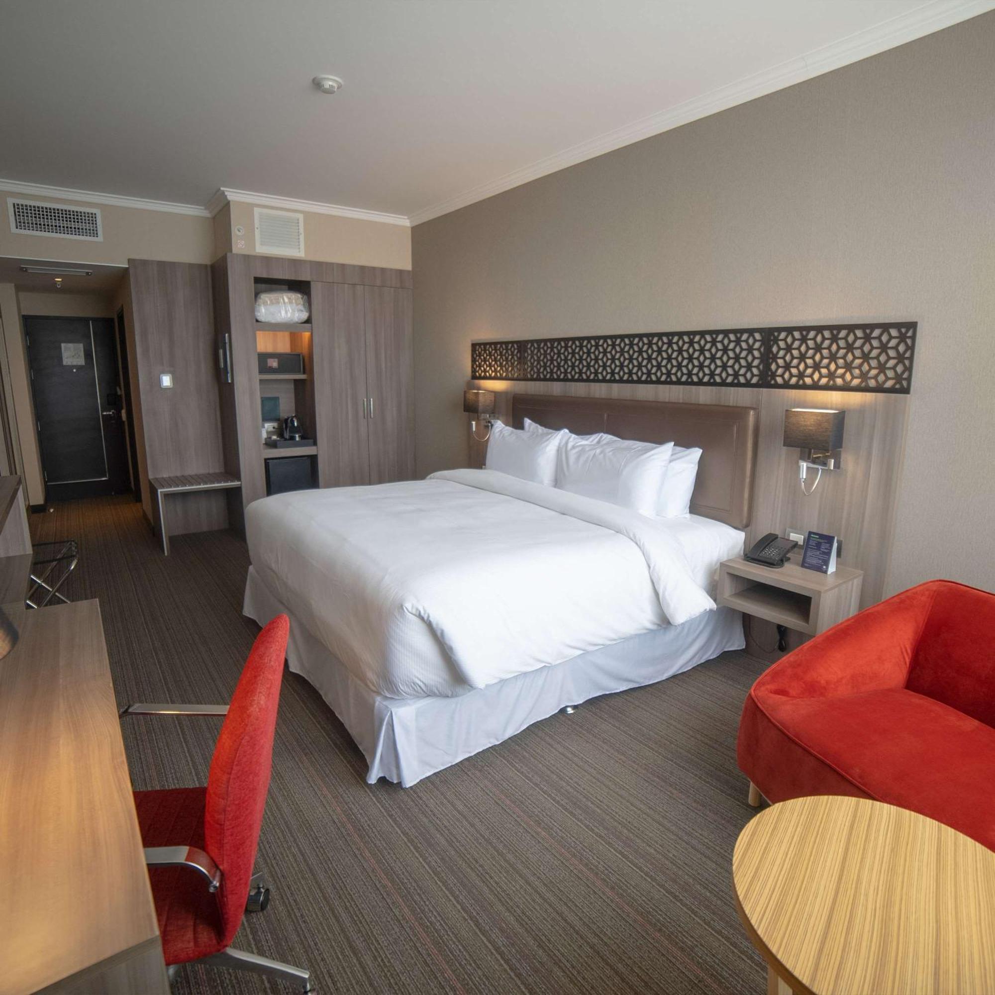 Hotel Doubletree By Hilton Trujillo Encalada Exterior foto